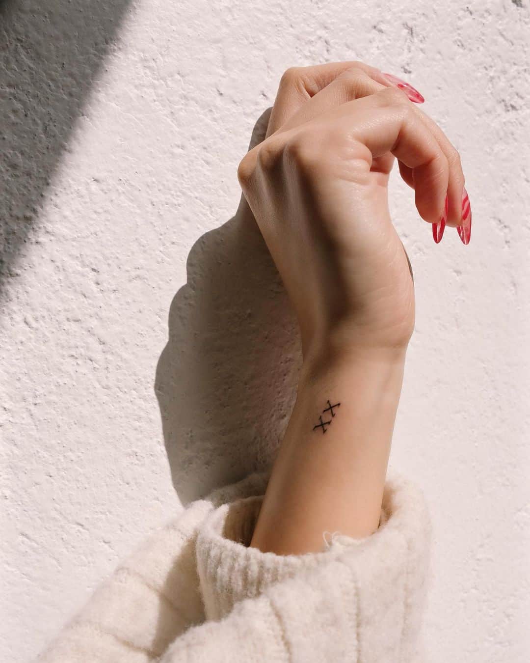 Danna Paolaのインスタグラム：「Fiorire 2020 🌸  Solo queda florecer desde el alma...」