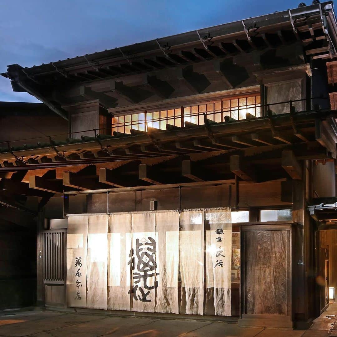 萬屋本店のグルメインスタ