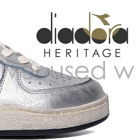 ディアドラのインスタグラム：「. 【diadora PRODUCT INFORMATION】 . "mi basket silver used w" . 80年代にミラノバスケットボールチームが使用していた"mi basket"が復刻。 上質なフルグレインレザーにストーンウォッシュとワックストリートメントでユーズド感を演出。 厚めでソフトなライニングで履き心地も抜群です。 シルバーメインのカラーリングは一見インパクトはありますがウォッシュ加工でこなれた雰囲気が楽しめます。 . #diadora #diadoraheritage #mibasket #makeitbright #sneakers #ディアドラ #ディアドラヘリテージ #スニーカー」