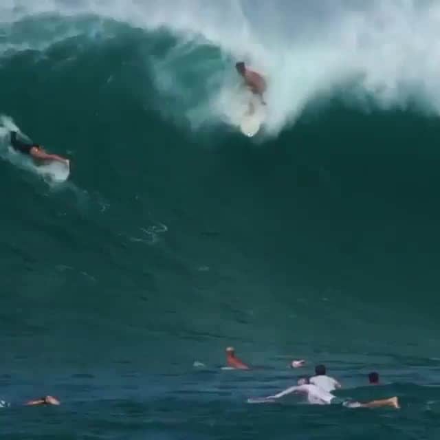 ボルコムのインスタグラム：「HBD @JackRobinson_official 🎉 #TrueToThis!!!!😍  📹  @Kailani_Jabour @Snapt4 // 🎶 ‘industry party’ by @theline」