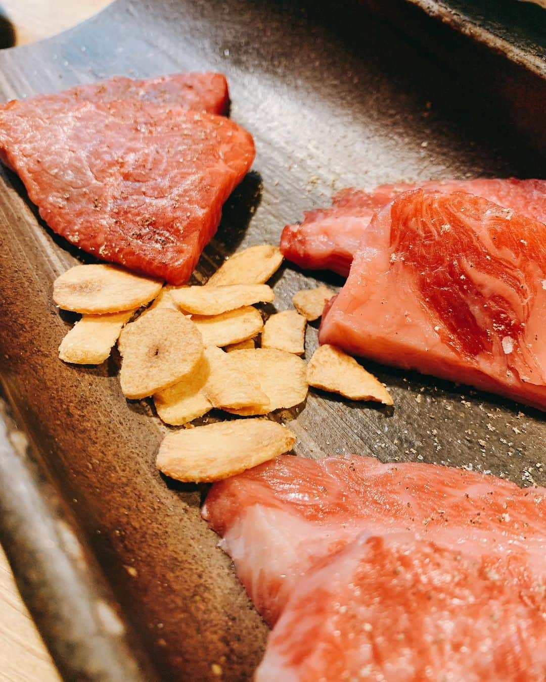 松浦三佳さんのインスタグラム写真 - (松浦三佳Instagram)「＊ 我流🥩 大阪福島🚉 ここは焼肉ルーティンの中では外せないぐらい好きなお店😭💕 個人的には厚切りタンが苦手だからネギを巻いて食べる中落ち塩タンが好み😘 ＊ ＊ ＊ #我流#我流総本家#焼肉#大阪焼肉#福島焼肉#福島グルメ#食べログ#グルメ#グルメ女子#肉食女子 #インスタグラマー#インフルエンサー」12月28日 9時36分 - mikarinrin5555