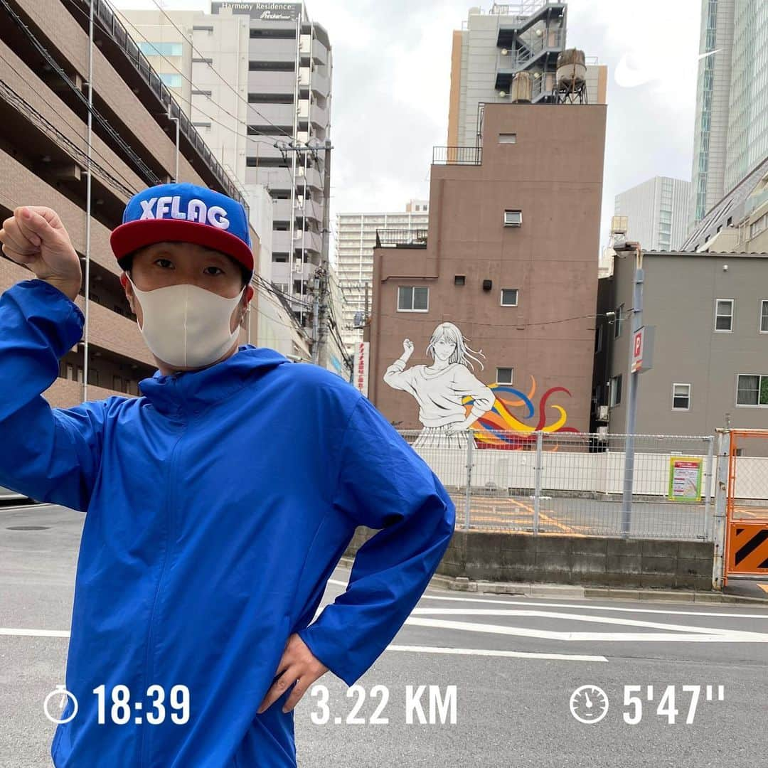 ゆってぃさんのインスタグラム写真 - (ゆってぃInstagram)「🏃‍♂️🏃‍♂️  今月も無事（少しだけ戻ってきた）100kラン終了。走り納め。  #ゆってぃ #ワカチコ #人力ランでしょう #RUNNING #ランニング #走り納め #小力さんのパラパラの途中ですね #ハイヤって言ってるところ」12月28日 10時56分 - yutty52_yuta