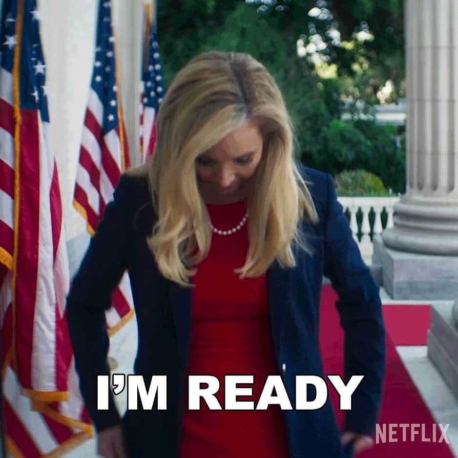 リサ・クドローのインスタグラム：「Ok it’s ready to watch on Netflix @netflixisajoke @netflix #deathto2020」