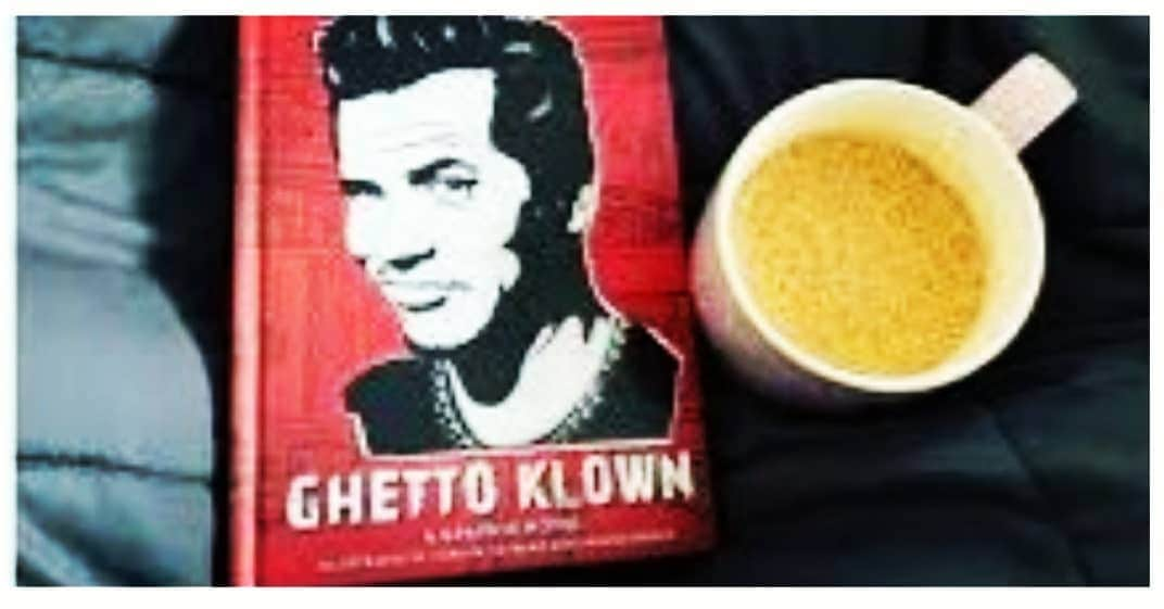 ジョン・レグイザモさんのインスタグラム写真 - (ジョン・レグイザモInstagram)「This is the breakfast of CHAMPIONS 🏆!! #café y #GhettoKlown  (found on the interwebs)」12月28日 22時40分 - johnleguizamo