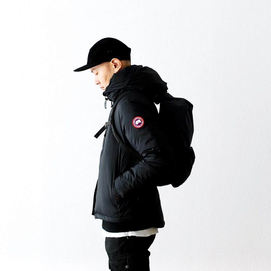 wonder_mountain_irieさんのインスタグラム写真 - (wonder_mountain_irieInstagram)「_ CANADA GOOSE / カナダグース "LODGE HOODY FF” ¥74,800- _ CANADA GOOSE の購入をご希望の場合は、 オンラインストアDigitalMountainの購入希望の商品ページからメールでご連絡下さい。 お電話でのお問い合わせもご対応させていただきます。 _ 〈online store / @digital_mountain〉 https://www.digital-mountain.net/shopdetail/000000007035/ _ 【オンラインストア#DigitalMountain へのご注文】 *24時間受付 *15時までご注文で即日発送 *1万円以上ご購入で送料無料 tel：084-973-8204 _ We can send your order overseas. Accepted payment method is by PayPal or credit card only. (AMEX is not accepted)  Ordering procedure details can be found here. >>http://www.digital-mountain.net/html/page56.html  _ 本店：#WonderMountain  blog>> http://wm.digital-mountain.info _ 〒720-0044  広島県福山市笠岡町4-18  JR 「#福山駅」より徒歩10分 #ワンダーマウンテン #japan #hiroshima #福山 #福山市 #尾道 #倉敷 #鞆の浦 近く _ 系列店：@hacbywondermountain _」12月28日 21時26分 - wonder_mountain_