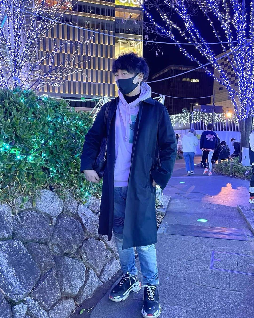 鎌田大祐（かまだだいすけ）のインスタグラム：「寒くなったから、みんな体調に気をつけようね😷 . . . #イルミネーション #japan #夜景 #photo #instagood #写真好きな人と繋がりたい #instagram #写真 #photography」