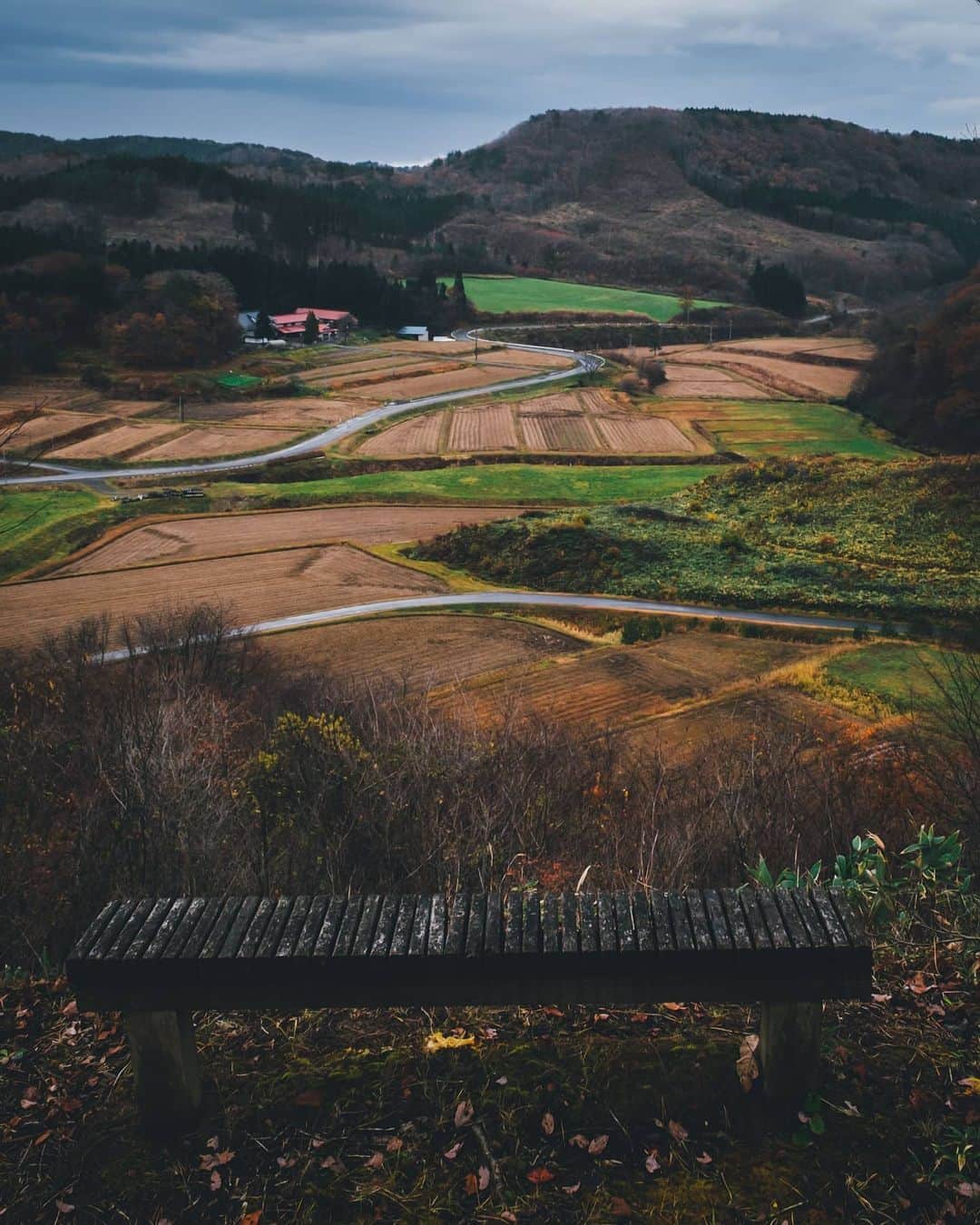 Takashi Yasuiさんのインスタグラム写真 - (Takashi YasuiInstagram)「日本の里（SATO）を撮影するプロジェクト。第4回は岩手県の厳美と、萩荘を取材しました。SATOプロジェクトのサイトでは取材の様子が公開されています（記事本文中の写真は保井ではありません）。 #Rolex #perpetualplanet #未来へつなぐ豊かな地球」12月28日 22時08分 - _tuck4