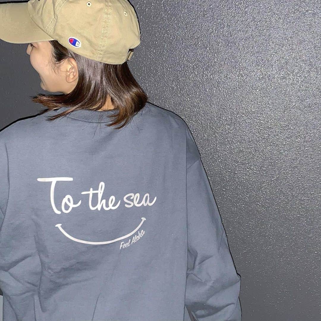 富久美玲のインスタグラム：「_ . 🆕 バックロゴが可愛いスウェット ☺︎ 💕 . @to_the_sea_hawaii  ▷フリーサイズ . #私服#身長152cm#mireistylecode#ootd#スウェット#totheseahawaii」