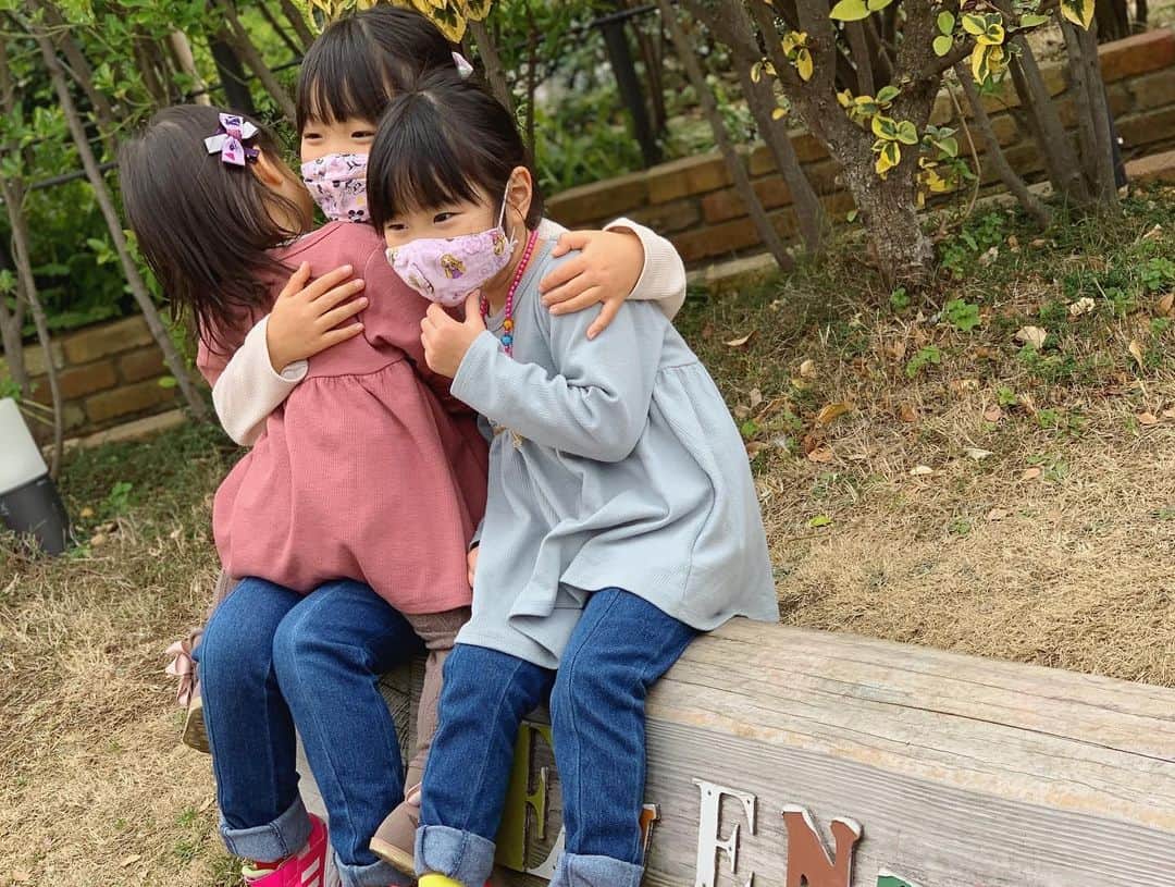 中村愛さんのインスタグラム写真 - (中村愛Instagram)「👭♡ ・ ・ ・ 今日は #親友  #心友 納めでした😍🥰 子供たちも楽しそうでしたよー（＾ω＾） 良いお年をって言い忘れた💦！！  #2y #4y #7y」12月28日 14時46分 - nakamuramura_ai