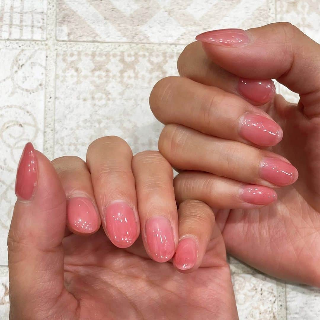 田母神智子さんのインスタグラム写真 - (田母神智子Instagram)「ネイル納め💅 @minazo_0505 サロンでもプライベートでも大変お世話になりました🙏  #nailstagram #musk #tokyo #japan #gelnails #pinknails #naildesign #ジェルネイル #ネイルデザイン #ピンクネイル #tamonail」12月28日 16時03分 - tomokotamogami