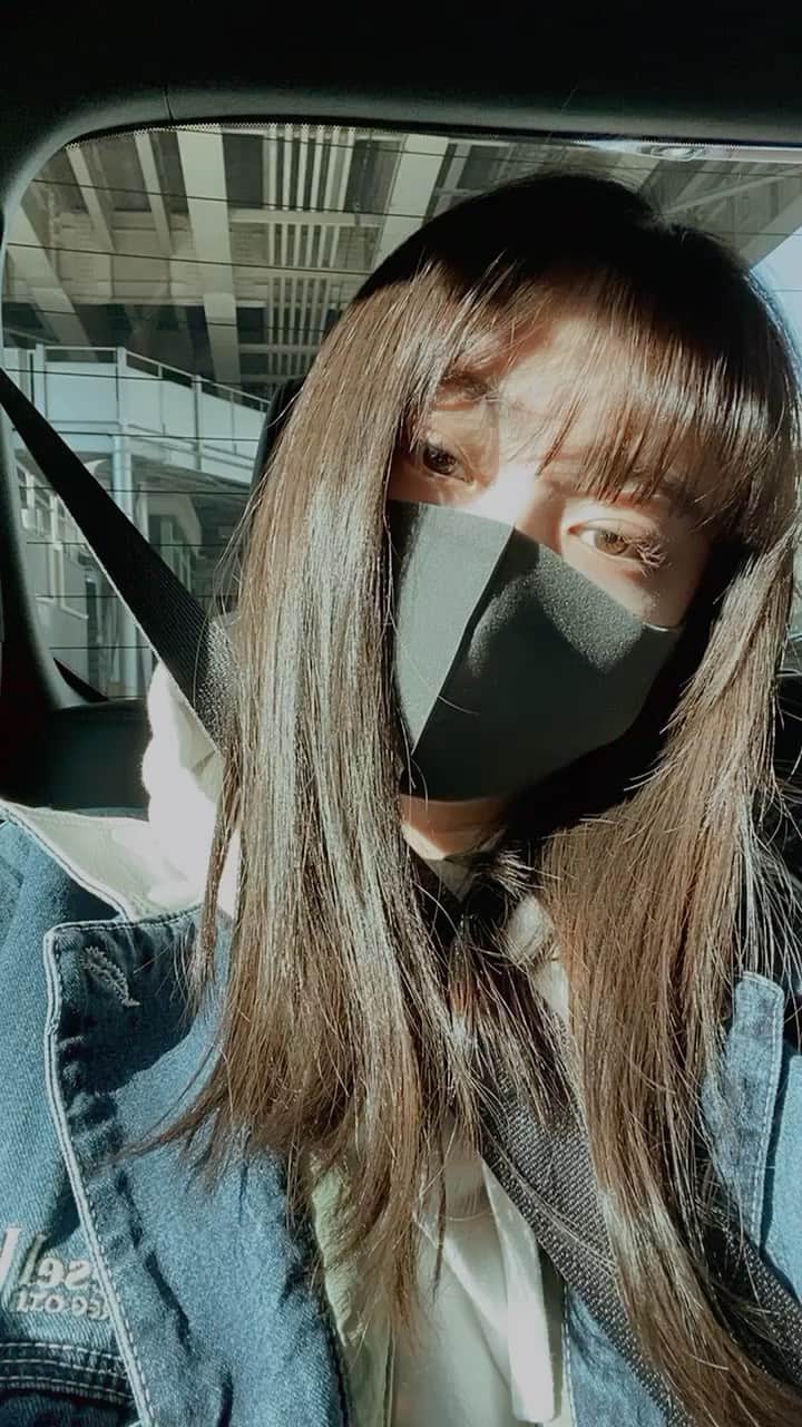 のインスタグラム：「弟が彼氏みたいになった😂」