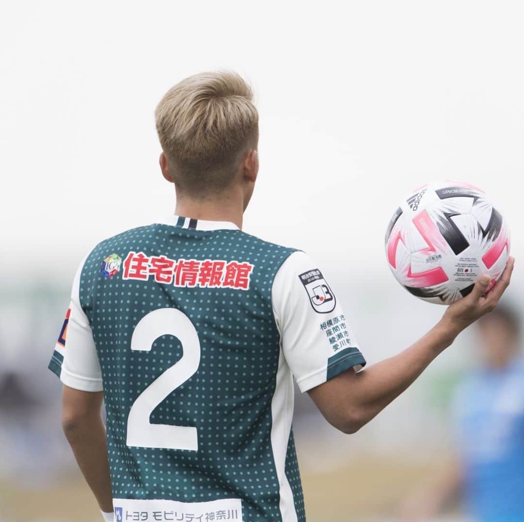 のインスタグラム：「来シーズンもこのユニフォームを着て戦います👍🏻 応援よろしくお願いします！！  #夛田凌輔 #sc相模原」