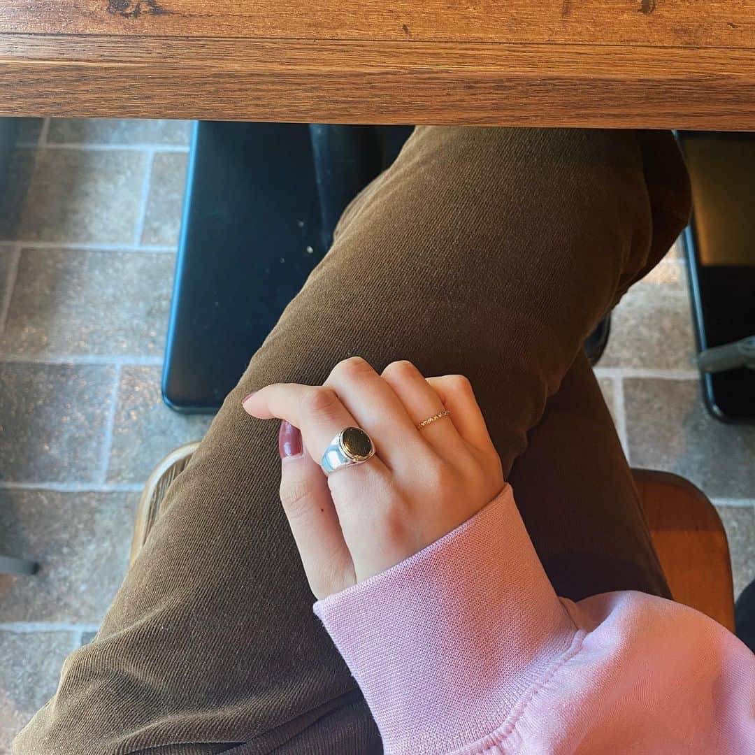 内山愛さんのインスタグラム写真 - (内山愛Instagram)「最近仲間入りしたリング♡ #accessory #ring #loro」12月28日 17時47分 - ai_uchiyama