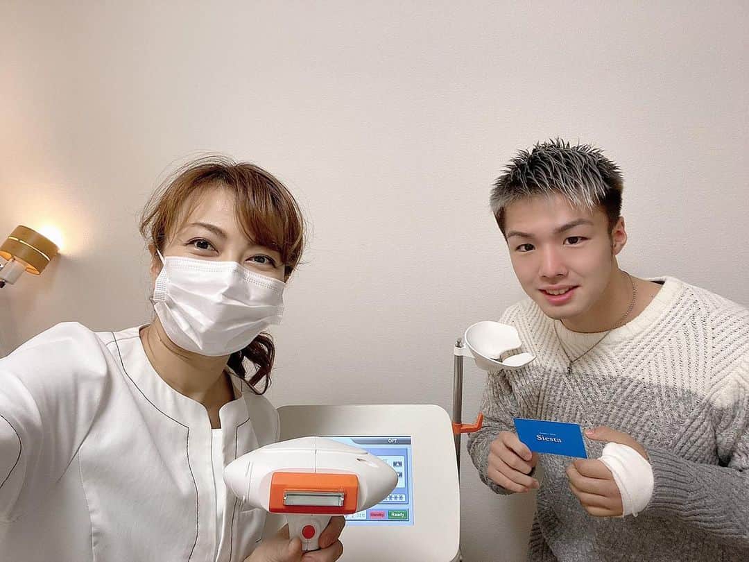 田丸辰さんのインスタグラム写真 - (田丸辰Instagram)「. 恵比寿にある『Siesta』さんで @yukasiesta さんに初めてエステ脱毛をやって頂きました✨  勝手に凄く痛いイメージがあったんですけど全然そんなこと無くて、毛深かったのに肌がツルツルになりました笑  親切に対応して下さるので脱毛に興味ある方は是非行って見て下さい‼️  #恵比寿 #脱毛 #エステ #田丸辰 #格闘技 #kickboxing」12月28日 17時51分 - toki.tamaru