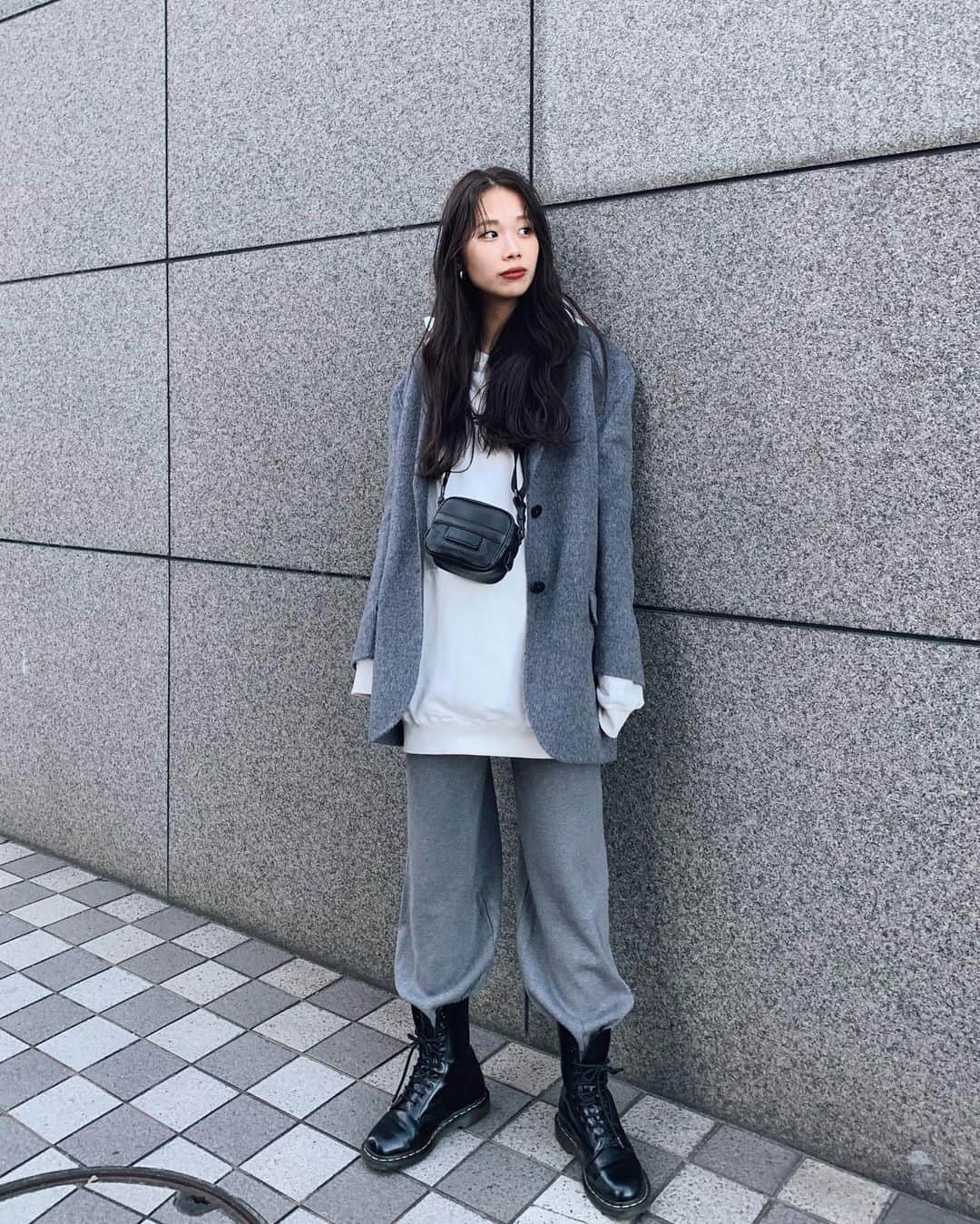 藤木祐凪のインスタグラム：「こないだのふく。  #bottegaveneta  #acnestudios  #envylook  #envylook_japan」