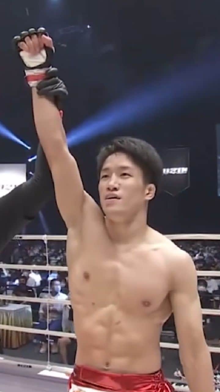 RIZIN FF OFFICIALのインスタグラム