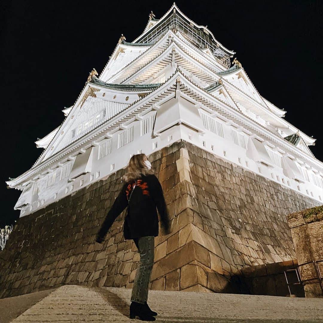 樽井みかさんのインスタグラム写真 - (樽井みかInstagram)「・ ・ 少し前に大阪城に訪れた やっぱ偉大ですね ・ ・ #osakajo」12月28日 19時31分 - miiica_home