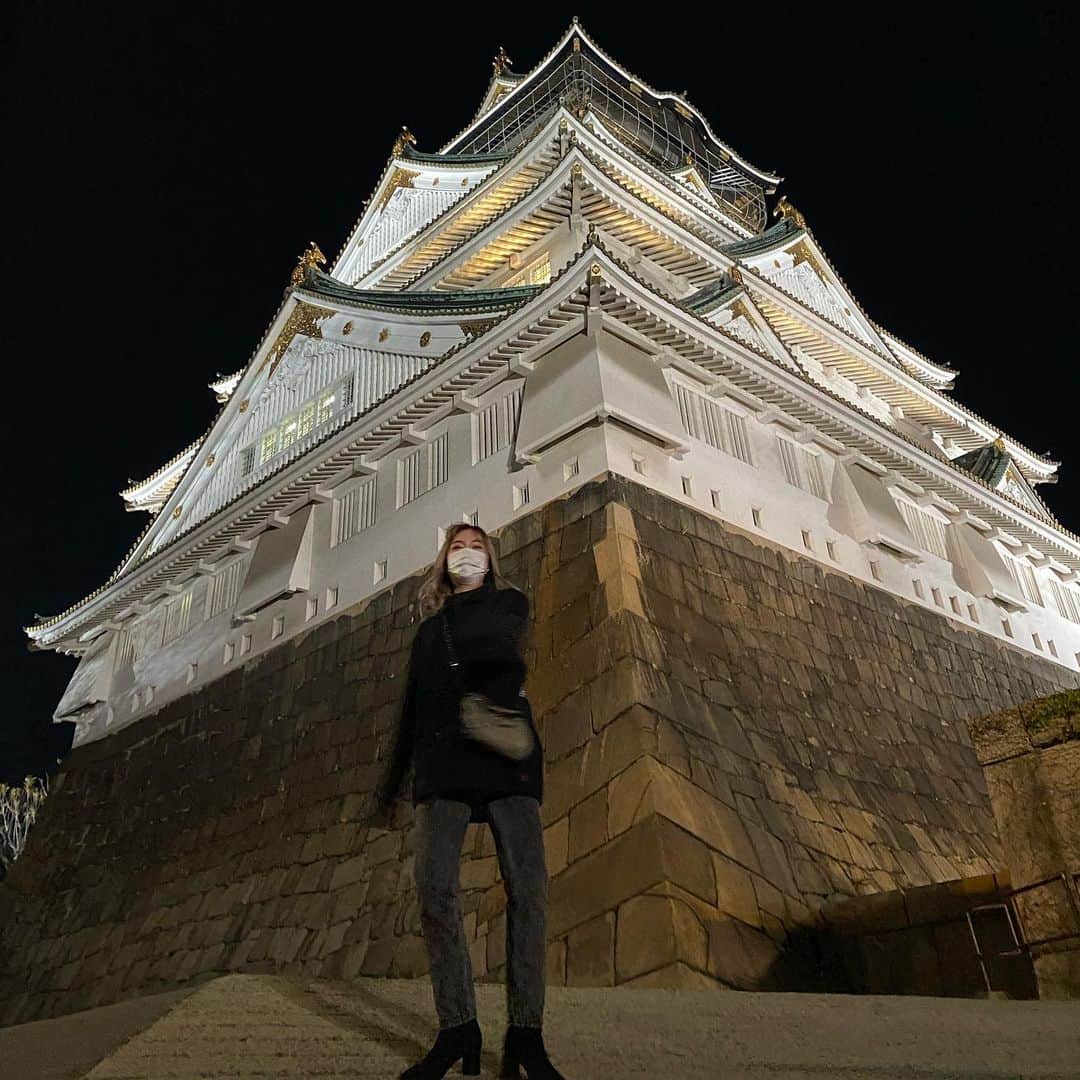 樽井みかさんのインスタグラム写真 - (樽井みかInstagram)「・ ・ 少し前に大阪城に訪れた やっぱ偉大ですね ・ ・ #osakajo」12月28日 19時31分 - miiica_home