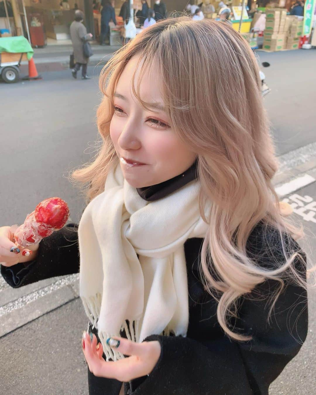 PyunA.(ぴょな)さんのインスタグラム写真 - (PyunA.(ぴょな)Instagram)「大好きな苺さんを食べてご満悦の様子😏🍓」12月28日 20時04分 - _000919_