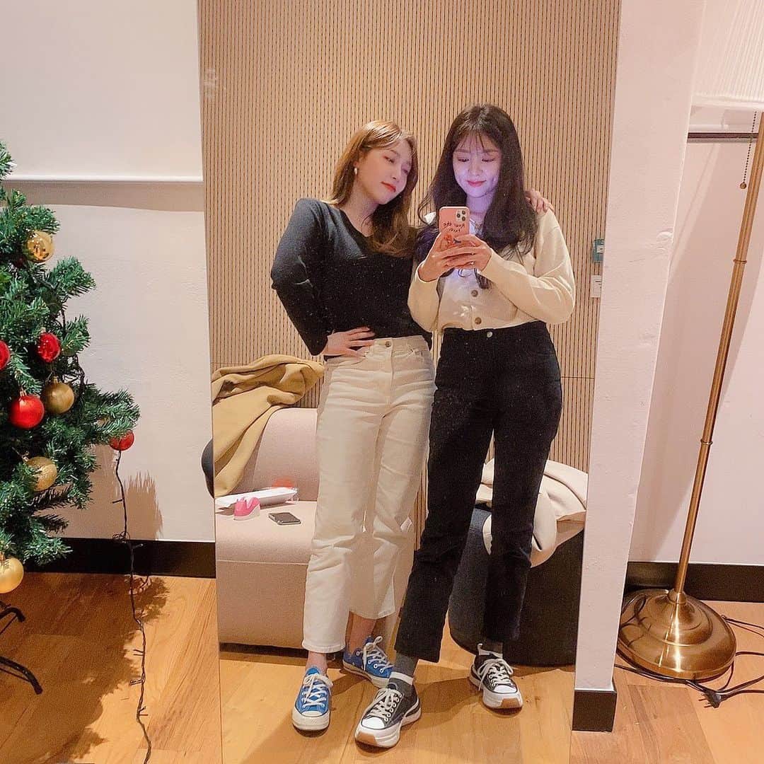 ヘインのインスタグラム：「바🖤둑🤍바🖤이🤍브」