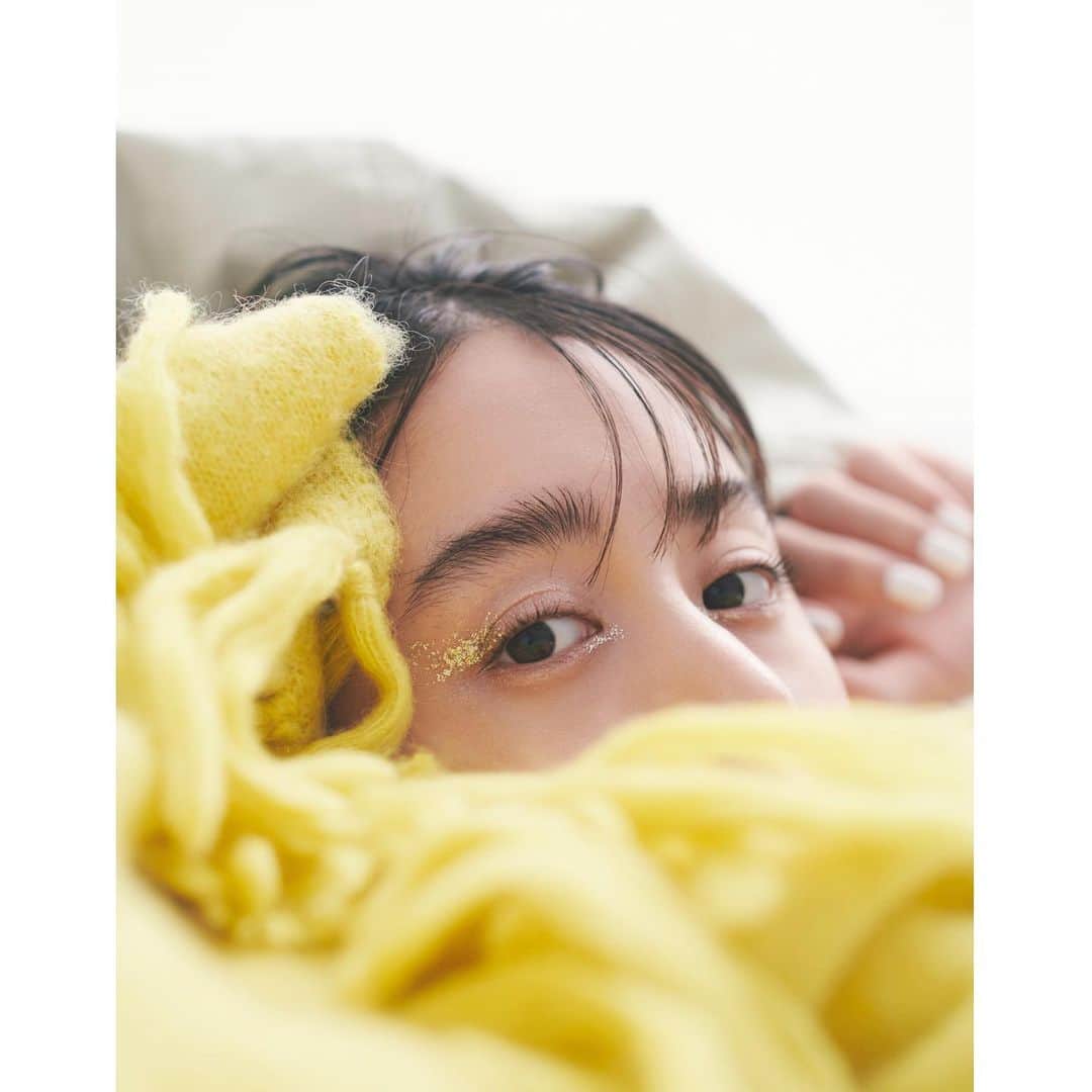 のインスタグラム：「@mizuki_yamamoto_official 🌼 ph @kitamurakeisuke  sty @akane_koizumi_  hm @rikasagawa」