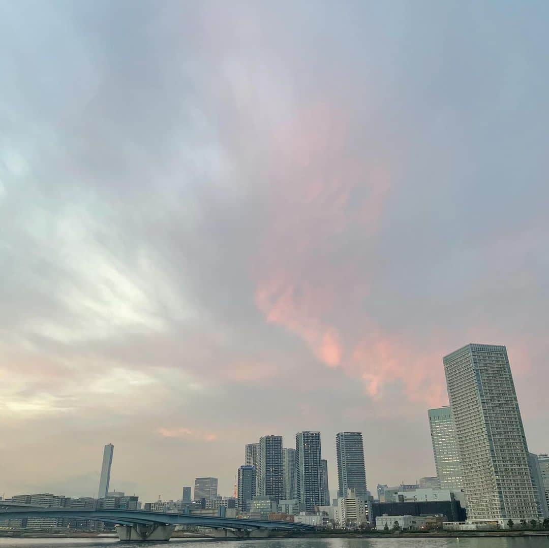 橋本紗奈さんのインスタグラム写真 - (橋本紗奈Instagram)「可愛い空  #アーカイブ」12月28日 20時26分 - hashimoto_sana