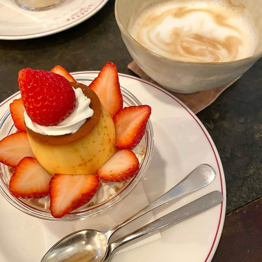 大枝瑞希さんのインスタグラム写真 - (大枝瑞希Instagram)「🍮♡🍓♡☕️♡」12月28日 21時02分 - __mzkxx__