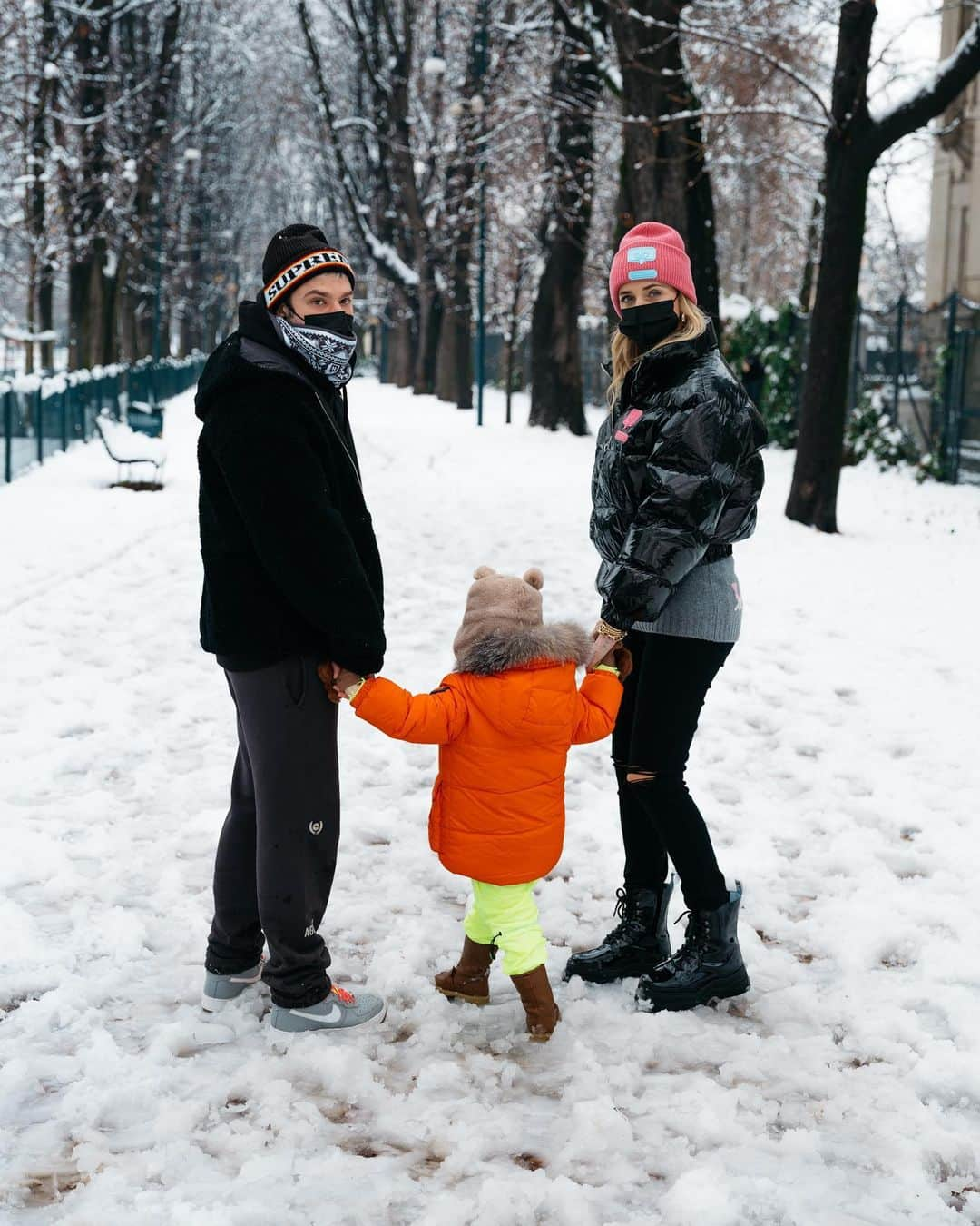 キアラ・フェラーニさんのインスタグラム写真 - (キアラ・フェラーニInstagram)「Snowy Milan ❄️ #TheFerragnez」12月28日 22時59分 - chiaraferragni