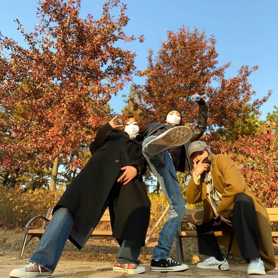 SEVENTEENさんのインスタグラム写真 - (SEVENTEENInstagram)「TTT」12月28日 23時07分 - saythename_17
