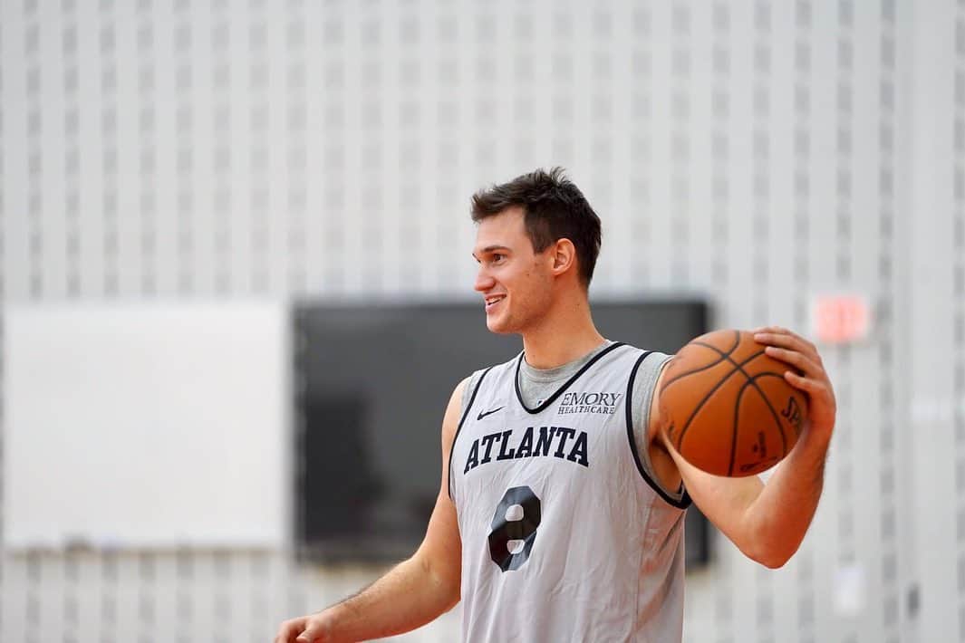 ダニーロ・ガリナリのインスタグラム：「🅰️🏀 Last training before the home debut! #TrueToAtlanta」