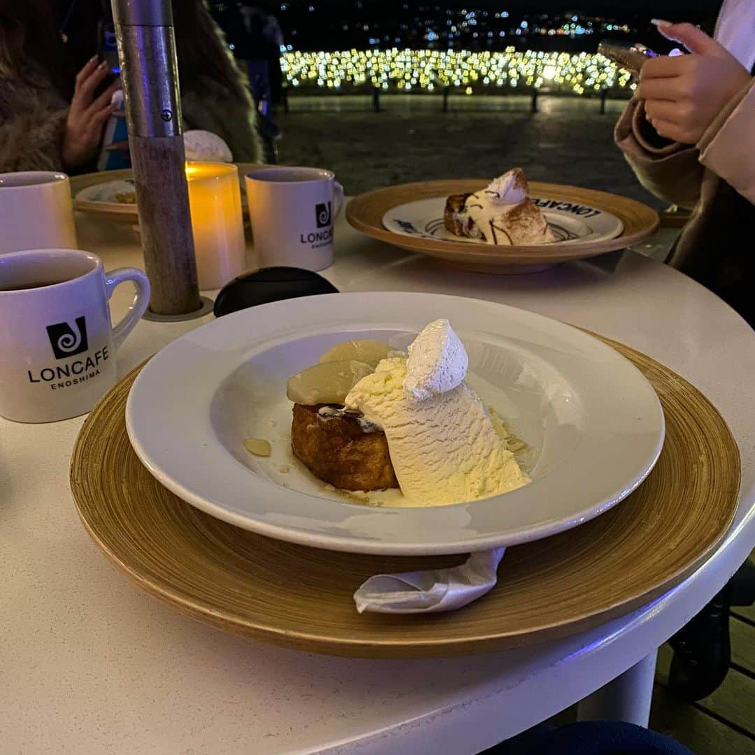 柏元萌華さんのインスタグラム写真 - (柏元萌華Instagram)「Normal📷  ぎゅー🐶  ここのFrench toast いっちばん美味しい！！😋🤤✨  #loncafe#Frenchtoast#cafe#enoshima #ロンカフェ#フレンチトースト#カフェ#江ノ島」12月28日 23時41分 - moepiii3_k