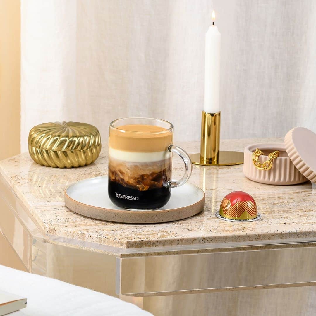 Nespressoのインスタグラム：「It's never too late for a Festive treat.   Our Caffé Amaretti is a recipe you'll want to try!  Go check it out on our #NespressoRecipe website (link in bio).  #Nespresso #NespressoRecipe #NespressoMoments」