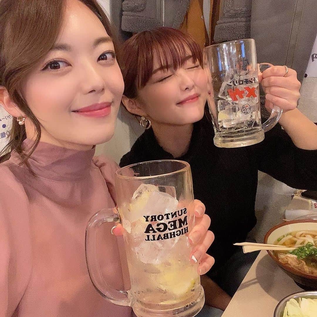 比良祐里のインスタグラム：「もう本当に好きなひとみ🍻💓 今年もありがとう🥰💓 . . #今年最後の飲み」
