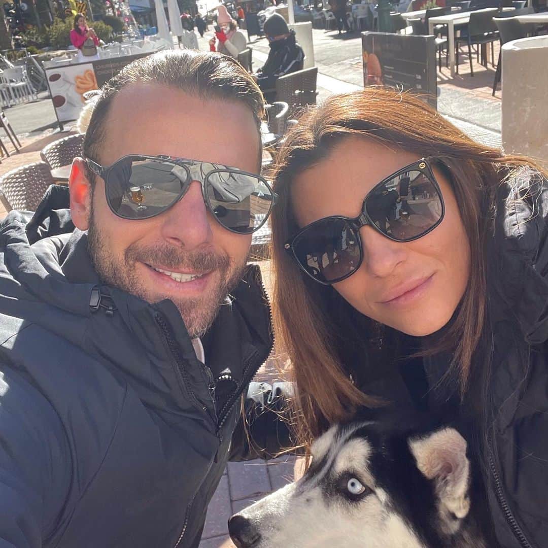 ロベルト・ソルダードのインスタグラム：「Felicidades mi vida!! No hay mejor persona y más honesta en el mundo. Gracias por todo el amor que nos das cada día. Por muchos más, JUNTOS! ❤️🎂❤️」