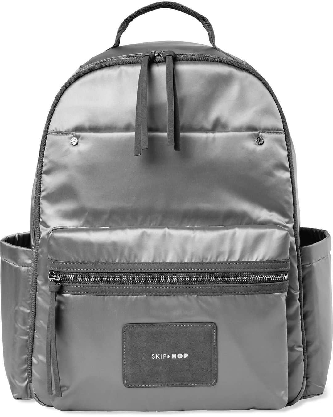 のインスタグラム：「Wondering how much you can fit in our Skyler Backpack? Hint, It's a lot! 😱  Swipe to see! ➡️  #diaperbag #newyearnewbag #silver #musthavesmadebetter #skiphop」