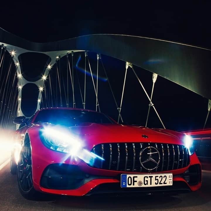 Mercedes AMGさんのインスタグラム写真 - (Mercedes AMGInstagram)「Beaming with excitement at the sight of this beauty. Share your images using the hashtag #AMGspirit  📷 @blanke_max  #DrivingPerformance #MercedesAMG」12月29日 2時00分 - mercedesamg