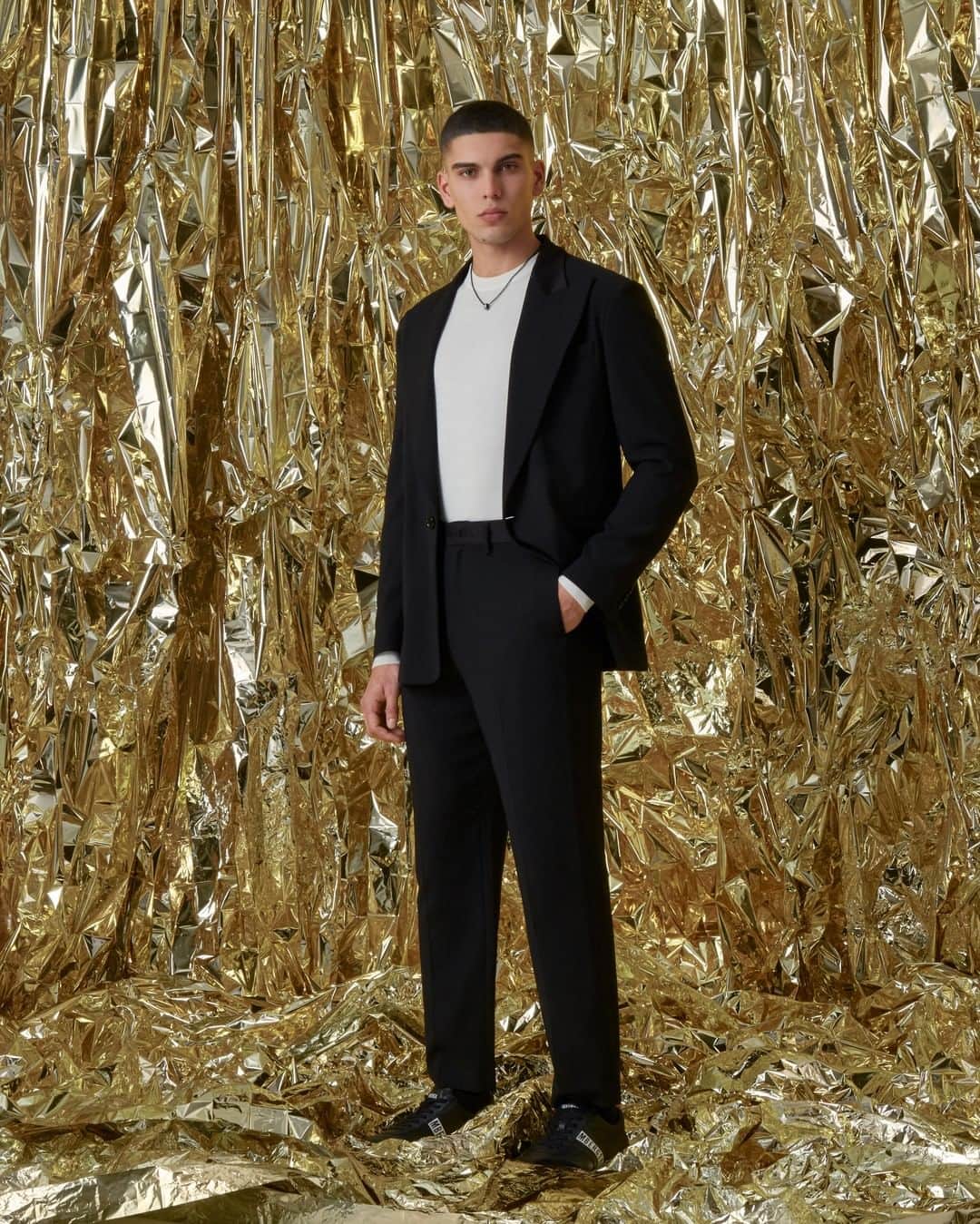 ダーク ビッケンバーグのインスタグラム：「Make the best out of 2020! Head to bikkembergs.com and plan your end-of-year outfit. #DirkBikkembergs #Bikkembergs」