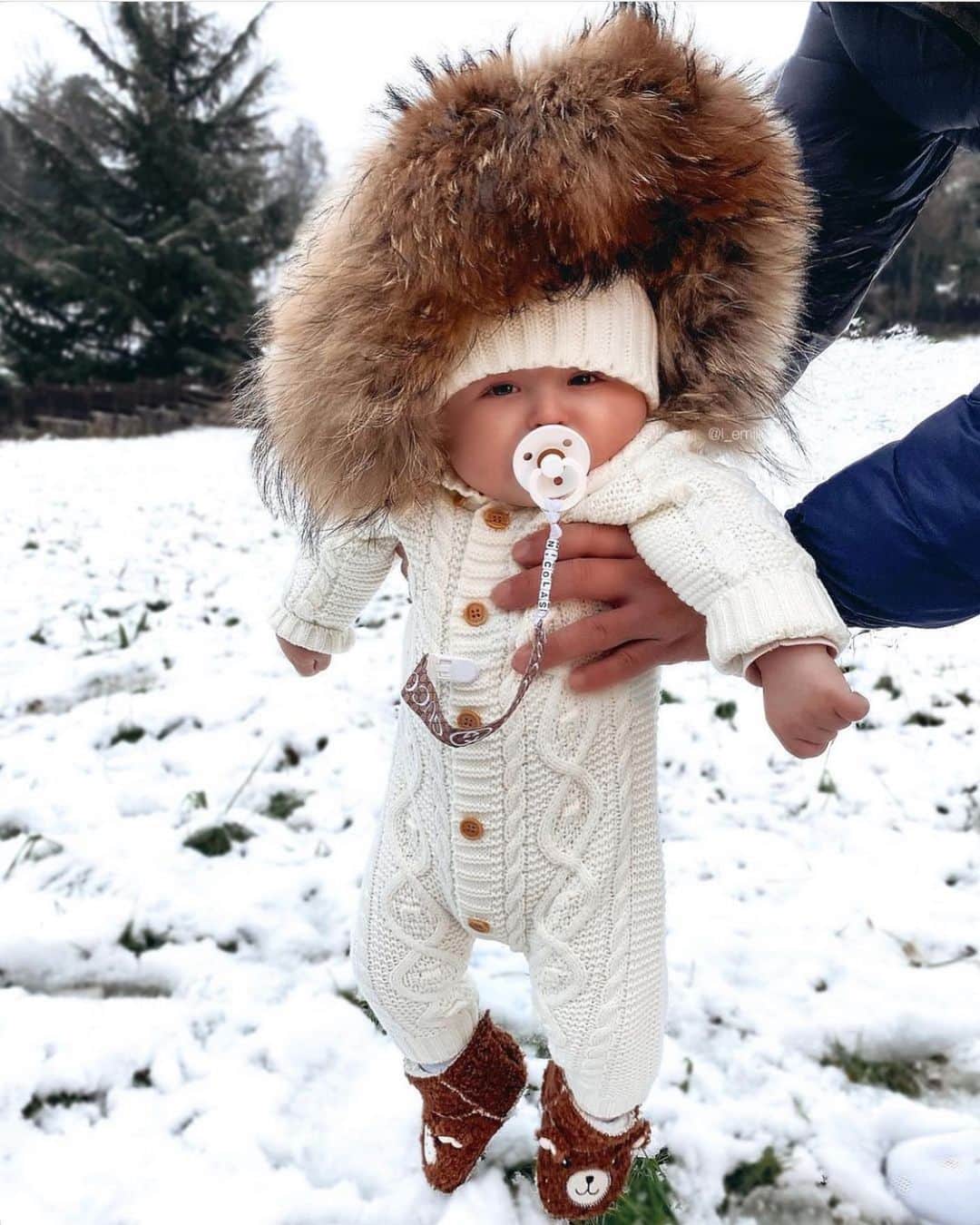 のインスタグラム：「🦁By @l_emilii #kidzfashion」