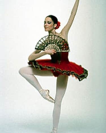ローレン・ホリーさんのインスタグラム写真 - (ローレン・ホリーInstagram)「Evelyn Hart is one of Canada’s most beloved ballerinas. It was an honour to meet her and share feet.  Ballet is not for the weak, bruh. 🩰💪🏻 #tinyprettythings」12月29日 2時50分 - laurenholly