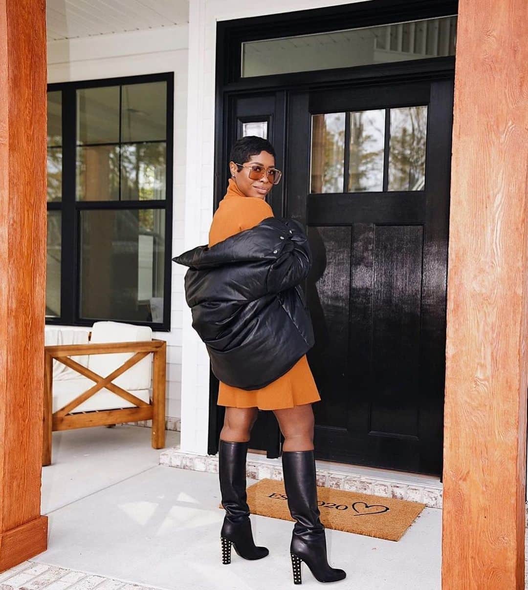 Bloomingdale'sのインスタグラム：「Been living in pj's all weekend? Hard same. Here's a little Monday #OOTD inspo from @highlowluxxe and @scoutthecity 🙌」