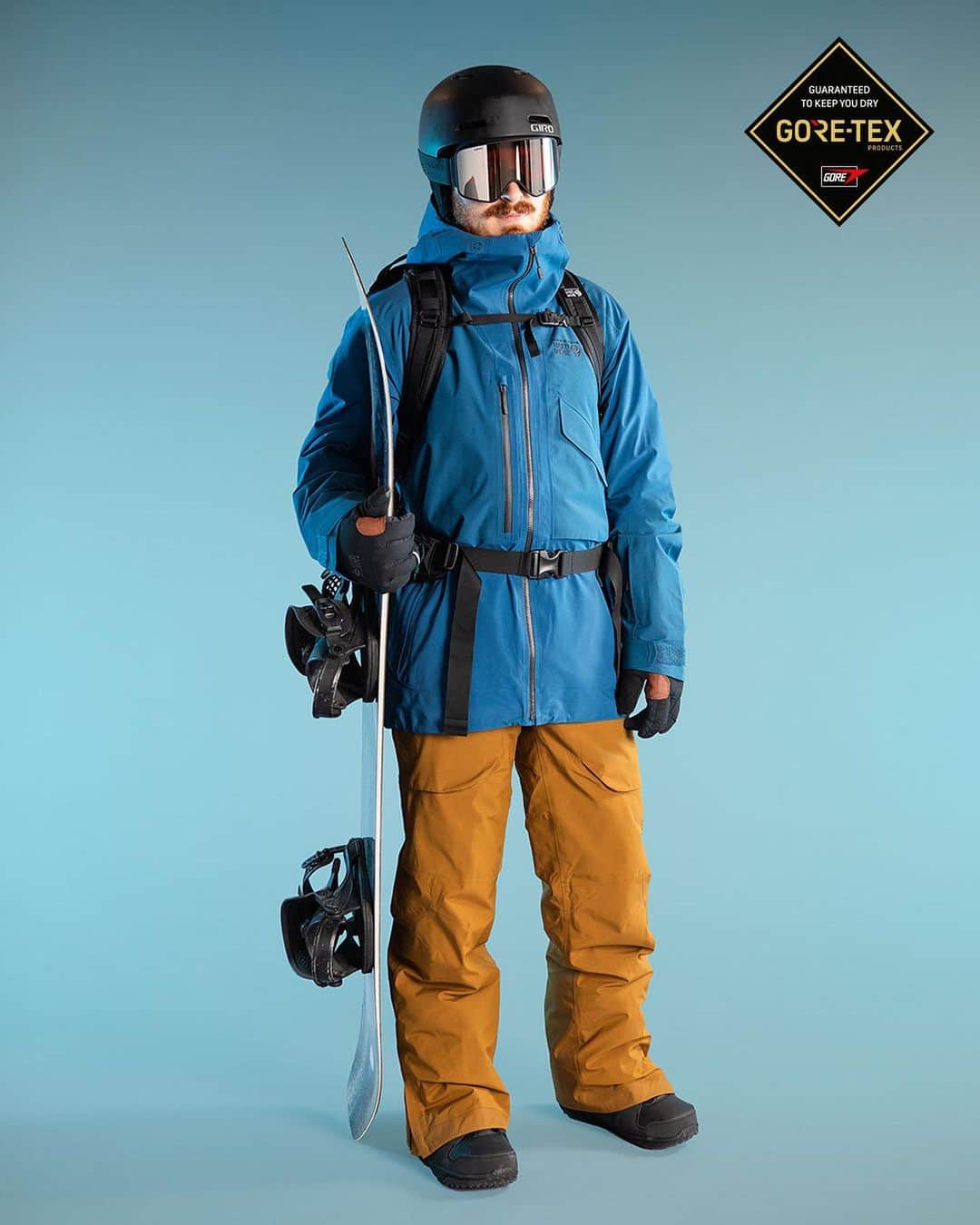マウンテンハードウェアのインスタグラム：「We use only select technologies that meet stringent standards to keep you warm and dry for the deepest days of the season and beyond. Get out with GORE-TEX, and you’ll get just that: waterproof breathable performance at the highest level.」