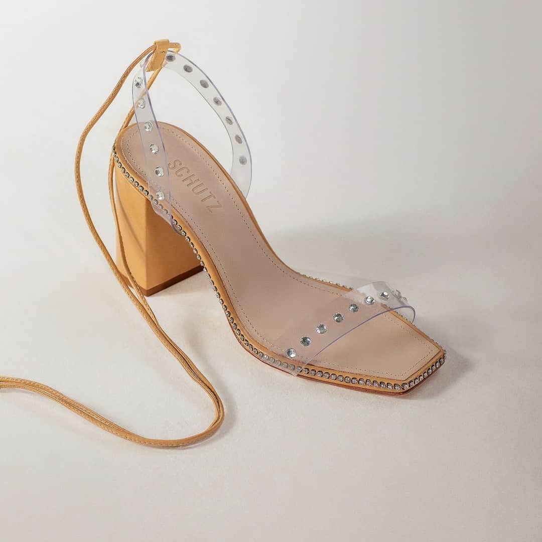 のインスタグラム：「MUST HAVE - SCHUTZ GLAM COLLECTION ❤️ #schutzglam」