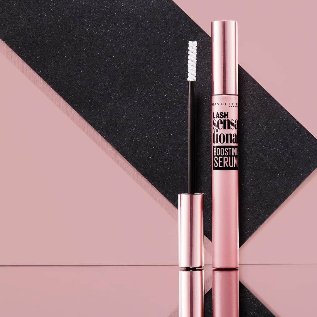 Maybelline New Yorkさんのインスタグラム写真 - (Maybelline New YorkInstagram)「Lash lovers, if you’re looking to strengthen your lashes, we suggest adding #lashsensational serum to your beauty routine! This serum will give you beautiful looking lashes in just 4 weeks. Tag a friend that needs this!」12月29日 4時07分 - maybelline