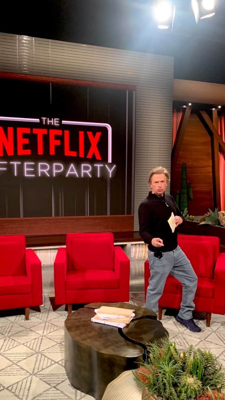 デヴィッド・スペードのインスタグラム：「The regular #TheNetflixAfterParty series starts this Sat Jan 2nd with @cobrakaiseries cast & @wilfredburr Tune & peep @netflixisajoke」