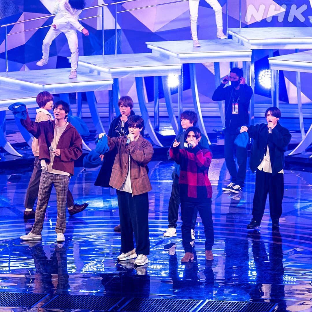 のインスタグラム：「🔴第71回NHK紅白歌合戦⚪️ Hey! Say! JUMP のみなさんのリハーサルの模様です 今年のテーマ「今こそ歌おう　みんなでエール」にちなんで「紅白ＳＰメドレー 〜みんなでエール２０２０〜」を披露 ステージには少年忍者も参加します  #HeySayJUMP 少年忍者 #NHK紅白 #NHK紅白歌合戦 #紅白 #紅白歌合戦 #紅白歌合戦2020 #第71回NHK紅白歌合戦 #紅白リハ #みんなでエール #NHK」