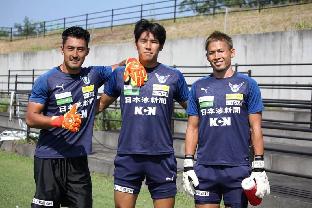 ガイナーレ鳥取さんのインスタグラム写真 - (ガイナーレ鳥取Instagram)「. #2020振り返りフォト キーパーズ🧤⚽️ 2021シーズンもよろしくお願いします🤲 . #GK #福留健吾 #糸原‪‪紘史郎‬ #田尻健 #ガイナーレ鳥取 #情熱2020 #オールガイナーレ‬」12月29日 16時45分 - gainare_tottori