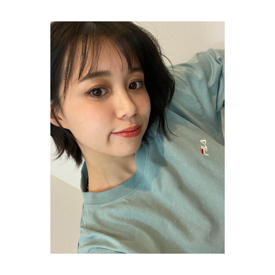 のインスタグラム：「この前おばあちゃんがマッサージしてくれるっていうからお言葉に甘えてしてもらったら「さゆは思ったより肉付きがいいわ〜びっくり☺️」って言われた😡😡😡😡😡ゆるせない！！！！！😡😡😡😡😡😡😡😡😡 #おこった」