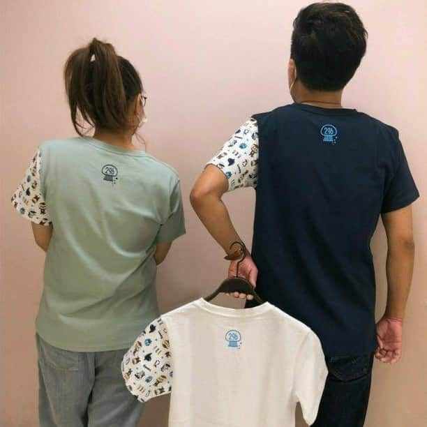 Laundry ランドリーさんのインスタグラム写真 - (Laundry ランドリーInstagram)「サンシャインシティアルタ池袋限定デザイン発売☆ #予告  池袋店限定でお馴染みカワウソBOY🤩 今回はTシャツと半袖パーカーで登場です🙌  胸のカワウソBOYは刺繍になっていて フード・お袖の細かいデザインが可愛い✨  池袋店限定カワウソ刺繍Tシャツ 〈ユニセックス〉 価格　：4,800円+税 サイズ　：S/M/L カラー　：ホワイト/サックス/ネイビー     池袋店限定カワウソ刺繍半袖パーカー 〈ユニセックス〉 価格　：5,800円+税 サイズ　：S/M/L カラー　：サックス/ネイビー  2021年1月1日（金）発売❣現在予約受付中です👍 店舗通販もご利用いただけますので 池袋店インスタグラム @laundry_ikebukuro へ お問い合わせください♪  ＿＿＿＿＿＿＿＿＿＿＿＿＿  詳しいお知らせはプロフィールから ブランドサイトをチェック🧐 ⇒ @laundry_official  そしてそして、 #laundry038 をつけて投稿すると LAUNDRY公式アカウントにご紹介されちゃうかも🥰  #laundry038 #laundry #ランドリー #新作 #限定デザイン #サンシャイン #サンシャインシティ #アルタ #池袋 #東京 #laundry池袋店 #カワウソ #BOY #アクア #パーカー #パーカーコーデ #コーディネート #ファッション #newarrivals #shop #limited #newitem #ikebukuro #tokyo #sunshinecity #alta #codenate #fashion #💖」12月29日 17時00分 - laundry_official