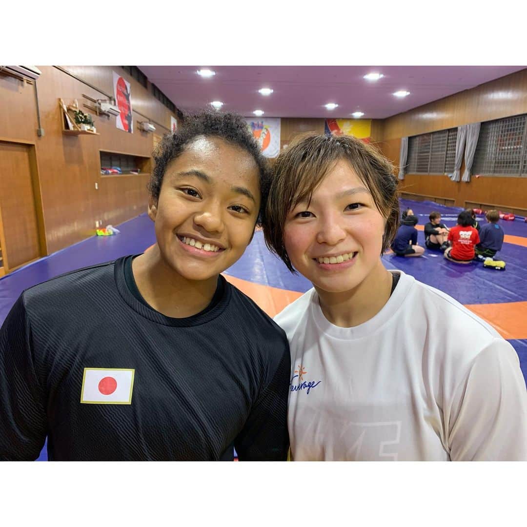 川井友香子さんのインスタグラム写真 - (川井友香子Instagram)「. 載せるのだいぶ遅くなったけど、今年1年も沢山練習してくれてありがとうのパートナー🥲✨ . まだまだ未熟者だけど、 今の自分がいるのは直美のおかげでもあるってくらい、どんな時も練習に付き合ってくれて感謝でしかない🥲 来年も頑張ろう🤼‍♀️🔥🇯🇵"」12月29日 10時04分 - yukako_kawai27