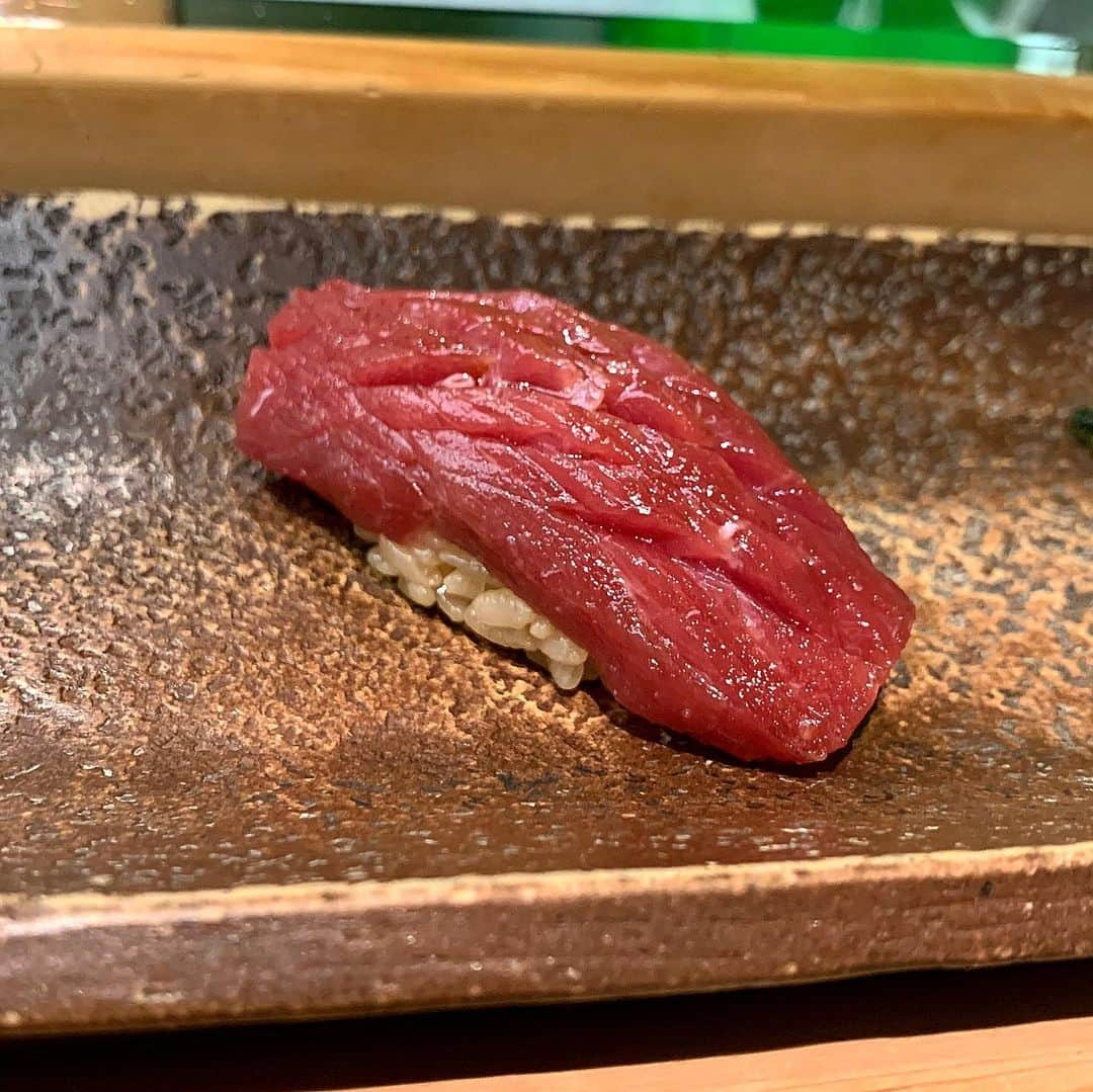 高瀬友規奈さんのインスタグラム写真 - (高瀬友規奈Instagram)「How grateful I am to get a chance to go to this representative sushi place in Japan at the end of 2020🤤hehe~~ ・ ・ ・ 最っ高のお鮨納め2020でした。 #sushi#すし匠」12月29日 10時56分 - yukina_731